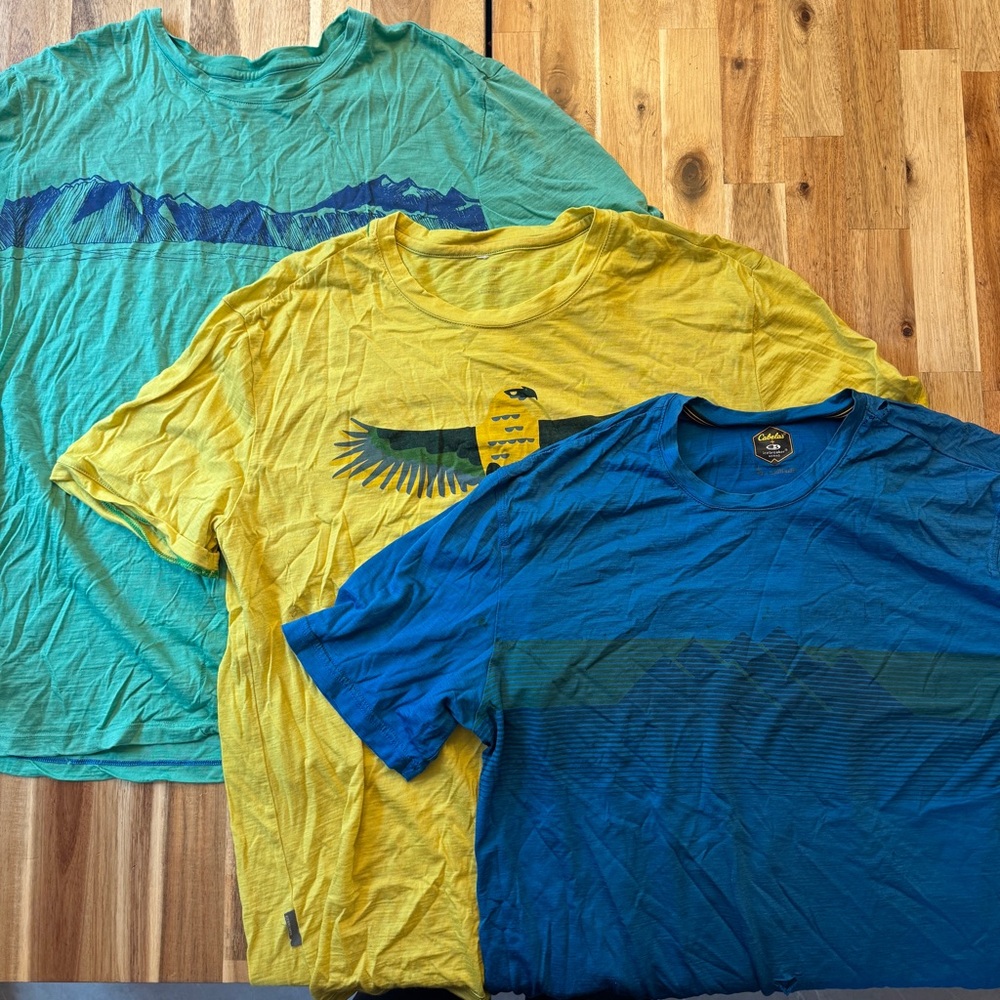 LOT/3 DAMAGED Icebreaker Merino Wool Short-Sleeve Graphic T-Shirts - Men’s Large